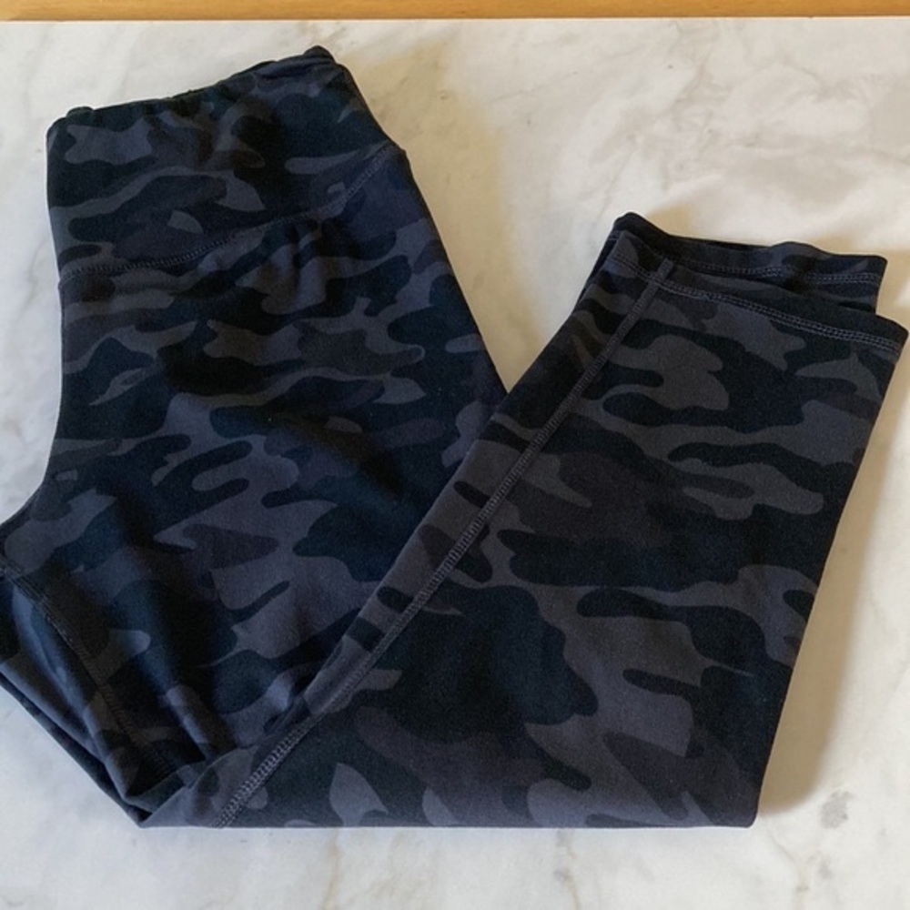 DANSKIN HIGH RISE LEGGINGS WOMEN SIZE M CAMO PRINT - Picture 9 of 13